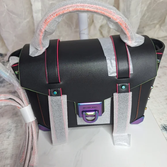 Michael Kors Manhattan Medium Contrast-Trim Leather Colorful School Satchel - Picture 7 of 14